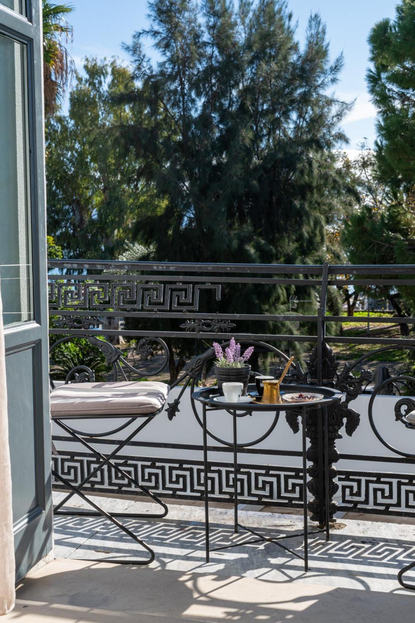 קלמאטה Panellinion Luxury Rooms מראה חיצוני תמונה
