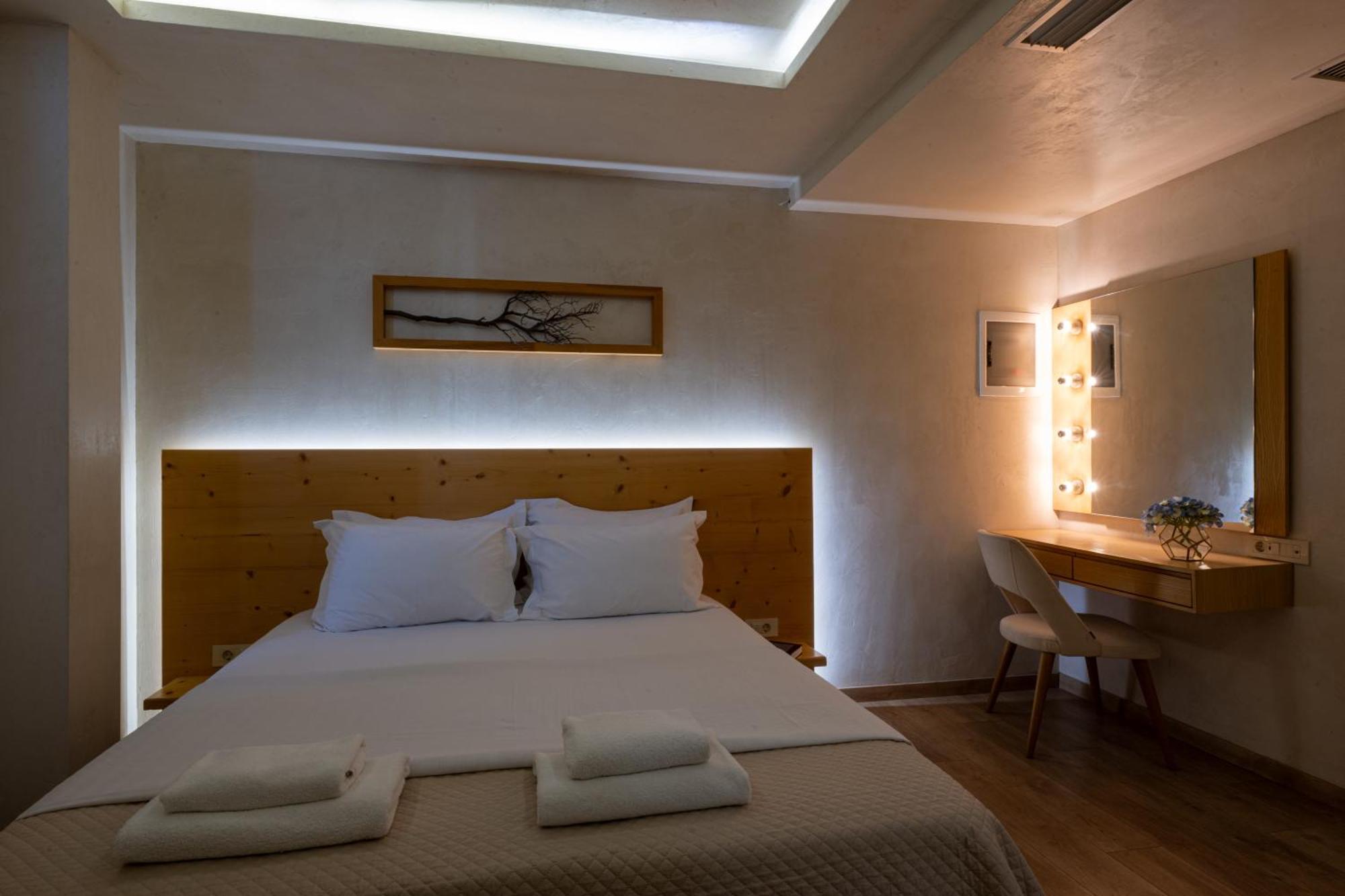 קלמאטה Panellinion Luxury Rooms מראה חיצוני תמונה