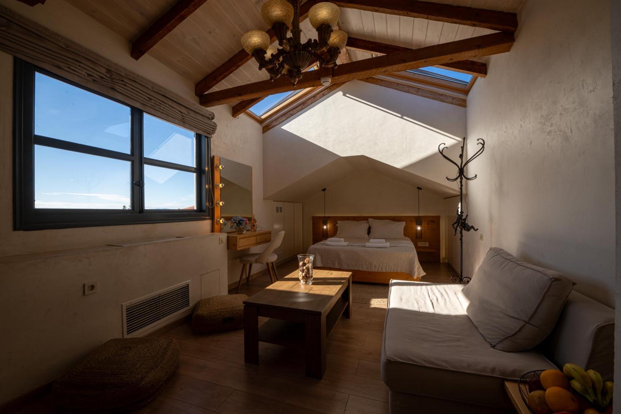 קלמאטה Panellinion Luxury Rooms מראה חיצוני תמונה