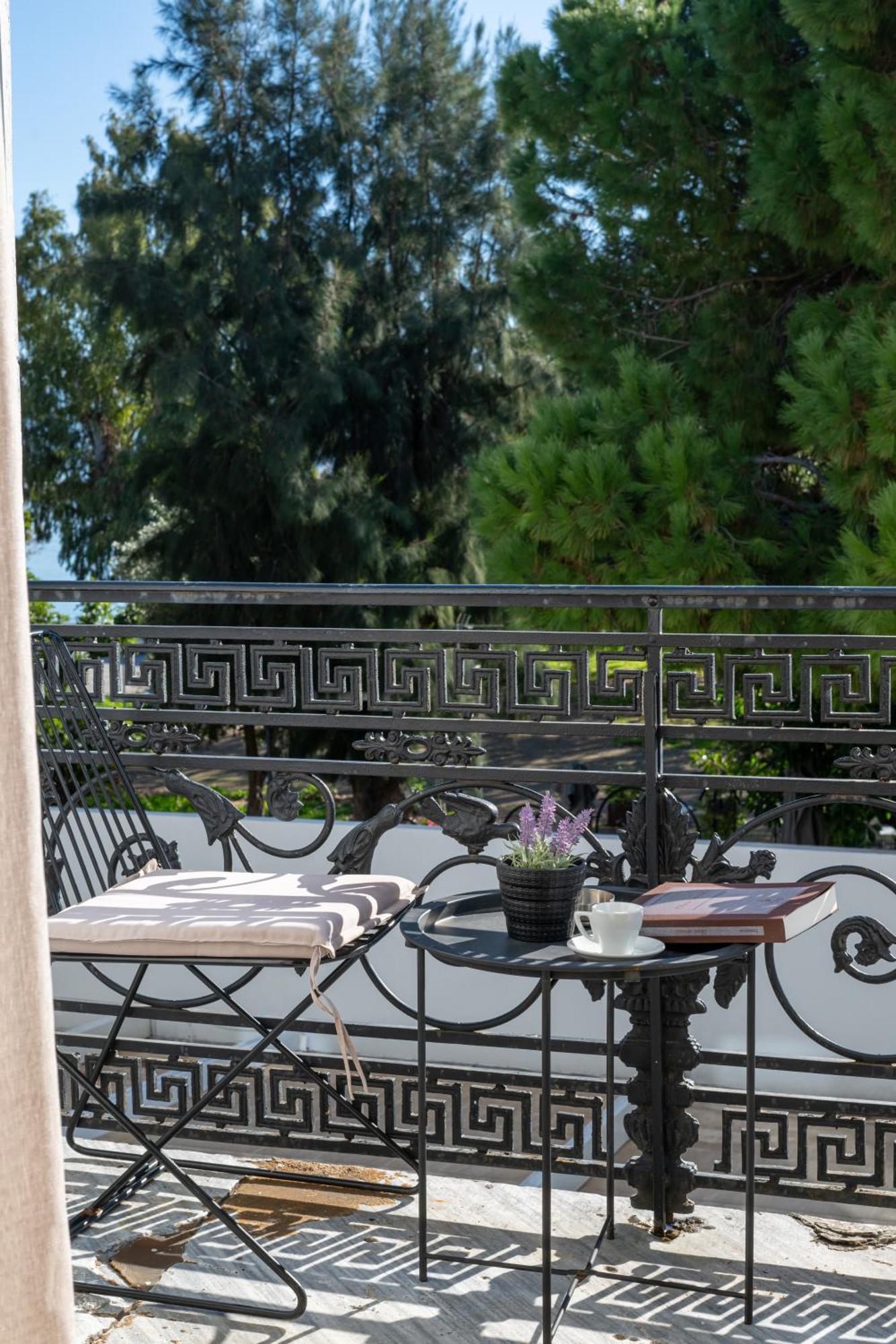 קלמאטה Panellinion Luxury Rooms מראה חיצוני תמונה